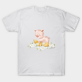 Pig in puddle T-Shirt
